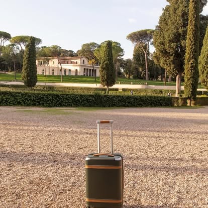 paravel bags