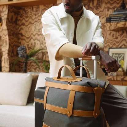 paravel bags